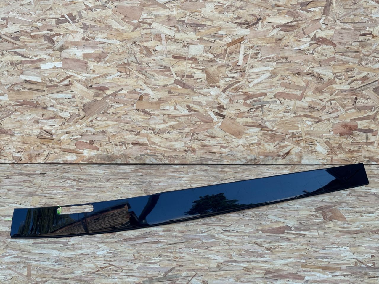 молдинг крыши Mercedes-Benz GLS-Класс X166 2018, 3.0 л., M256 E30, бензин, АКПП, внедорожник 5 дв., A1666900280 - фото №1