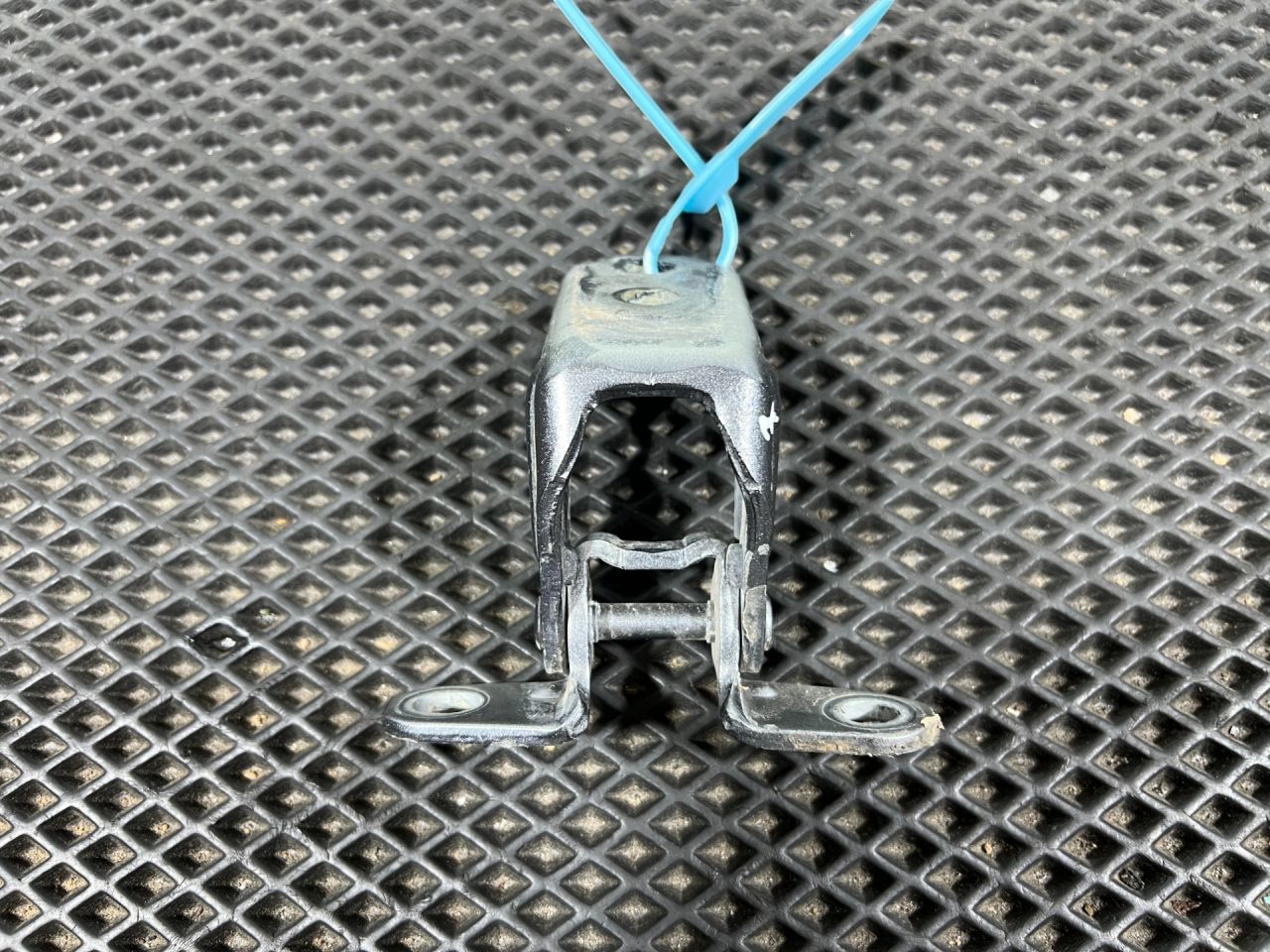 петля двери Nissan Rogue T33 2022, 1.5 л., KR15, бензин, АКПП, внедорожник 5 дв., 804016RR0A - фото №1