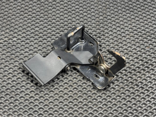 захватный крюк капота Audi Q7 4L 2008, 4.2 л., BAR, бензин, АКПП, внедорожник 5 дв., 4L0823480