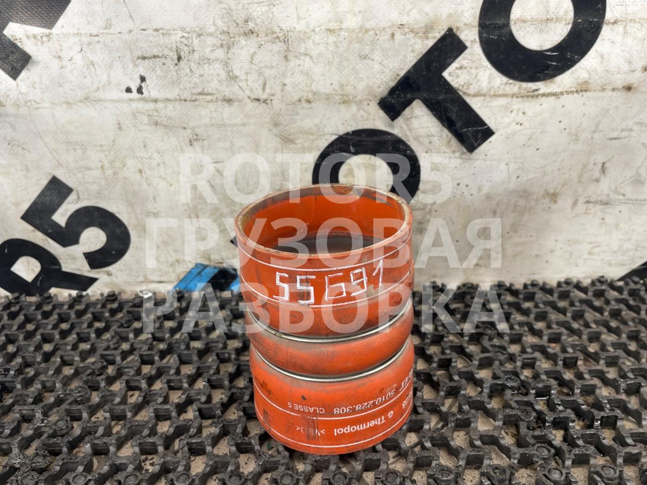 патрубок интеркулера Renault Magnum 4 поколение 2008, 12.8 л., DXi 13, дизель, 5010228308 - фото №1