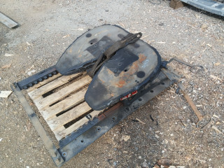 седельно-сцепное устройство MAN TGX 1 поколение 2016, 12.4 л., D 2676 LF 46, дизель, АКПП, белый, правый руль