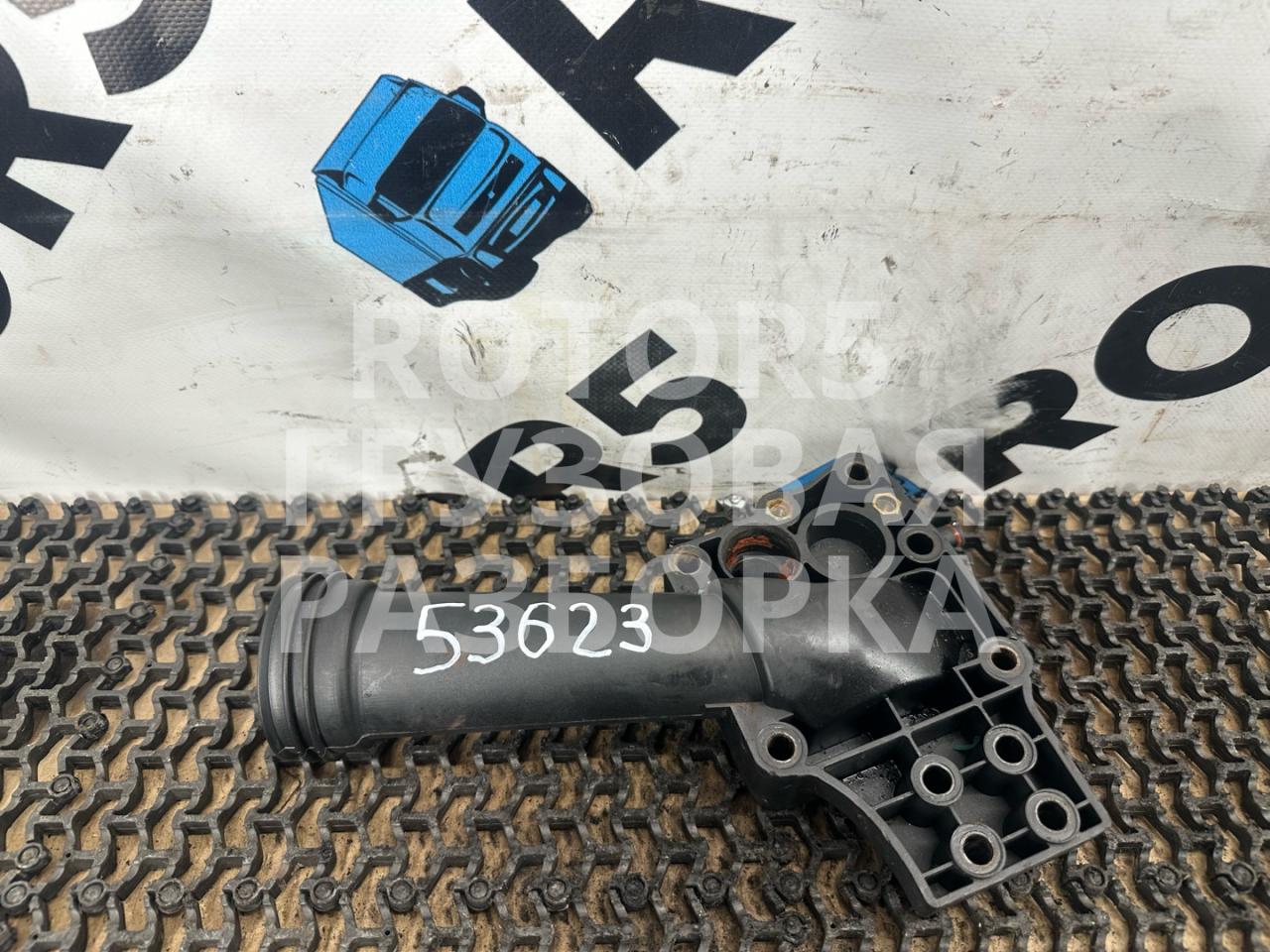 патрубок радиатора Volvo FH 2 поколение 2008, 12.8 л., D13A440, дизель - фото №1