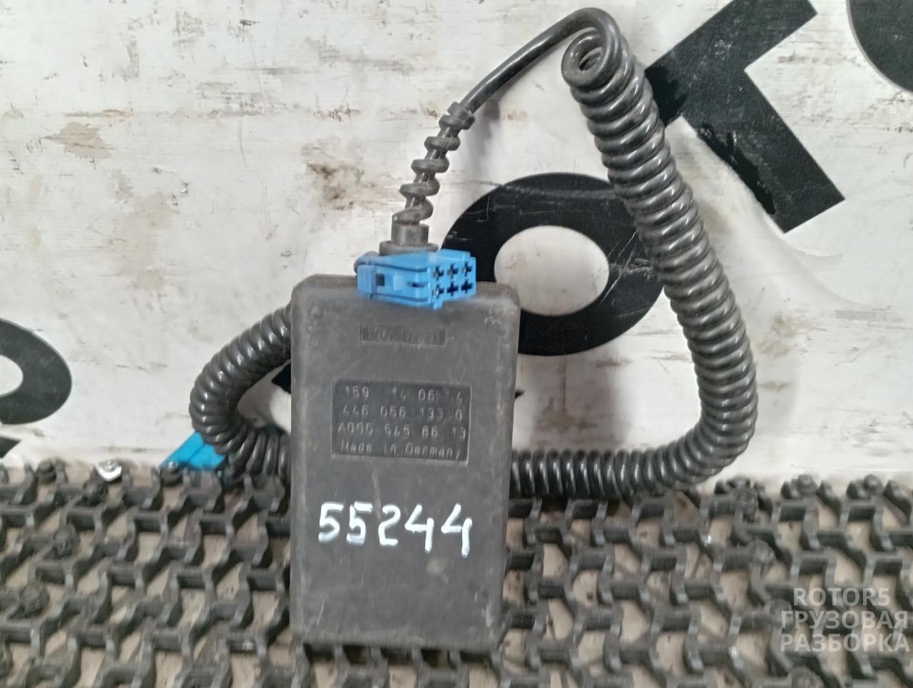 пульт управления пневмоподвеской Mercedes-Benz Actros 2 поколение (MP2) 2006, A0005458613, 4460561330 - фото №1