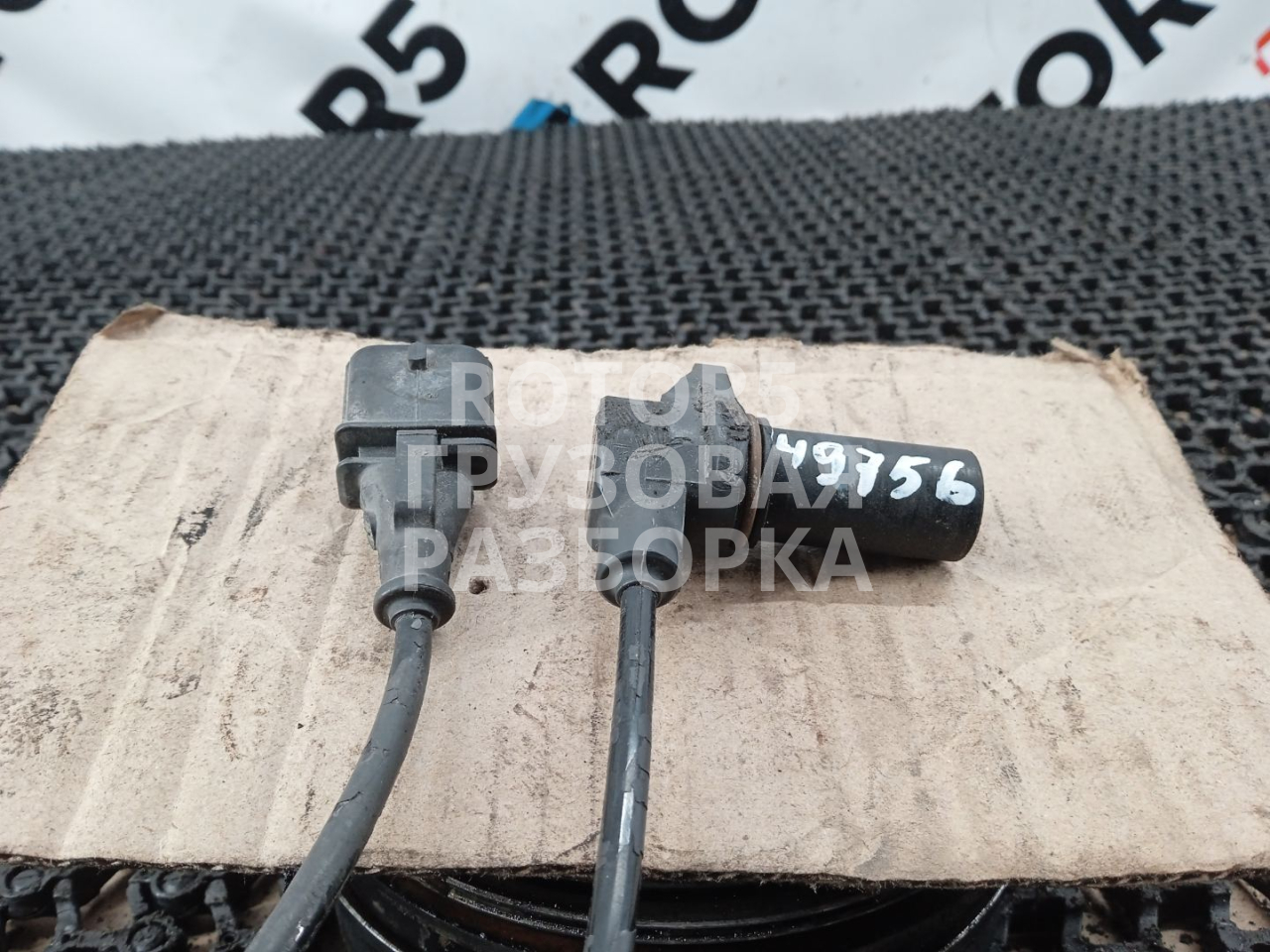 датчик распредвала DAF XF 105 1 поколение 2007, 0281002675 - фото №1