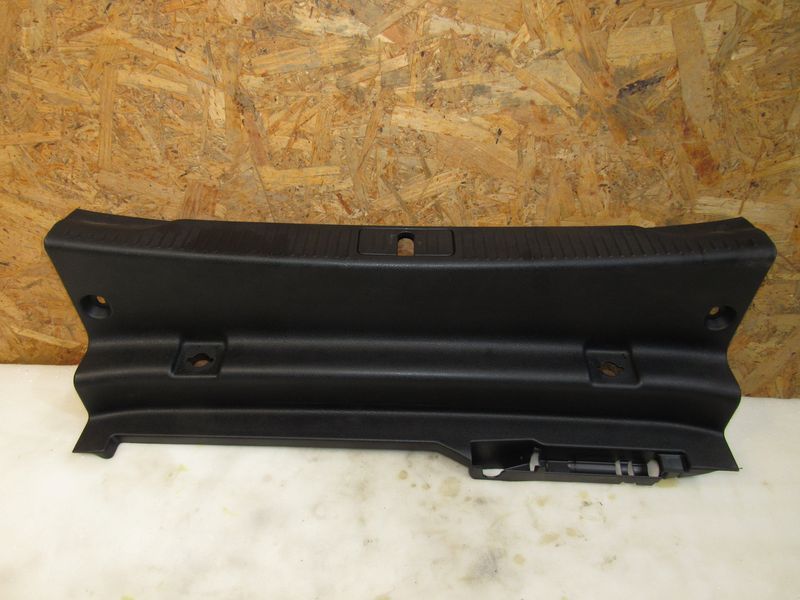 накладка внутренняя на заднюю панель кузова Mercedes-Benz S-Класс W223 2021, 4.0 л., дизель, A2236908200 - фото №1