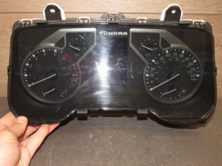 щиток приборов (приборная панель) Toyota Tundra 3 поколение XK70 2024, 3.5 л., бензин