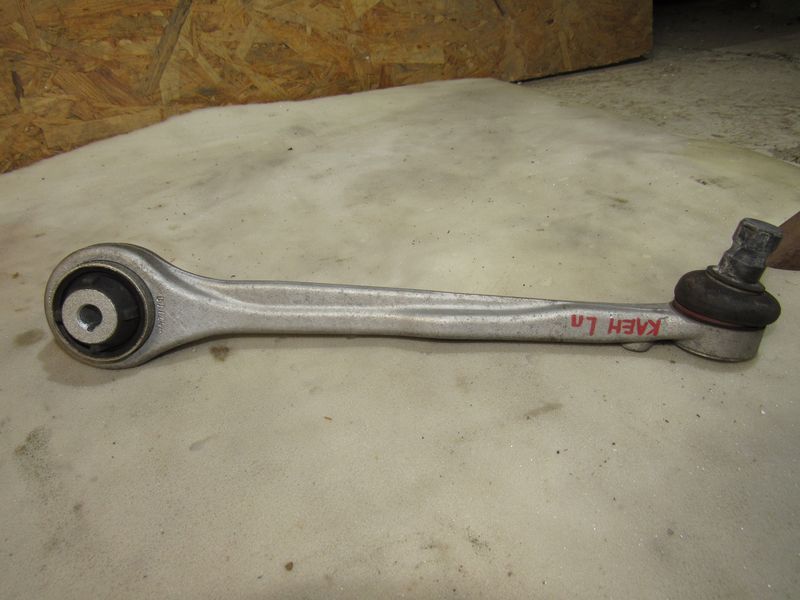 рычаг передний левый Porsche Cayenne PO536 2024, 3.0 л., гибрид, 4M0407505F - фото №1