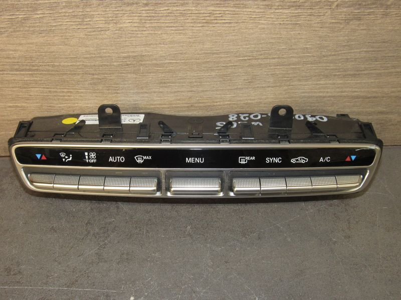 блок управления печки / климат-контроля Mercedes-Benz C-Класс W205/S205/C205 2016, A2059058105 - фото №1