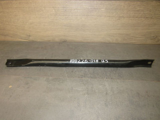 распорка кузова Audi Q5 FY 2019, 80A805646