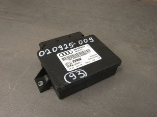 блок управления ручником Audi Q5 8R [рестайлинг] 2014, 8K0907801N