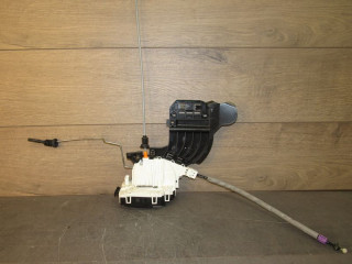 замок двери задней правой Mercedes-Benz GL-Класс X166 2014, A2047302835