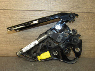 петля капота правая Audi Q7 4M 2016, 3.0 л., дизель