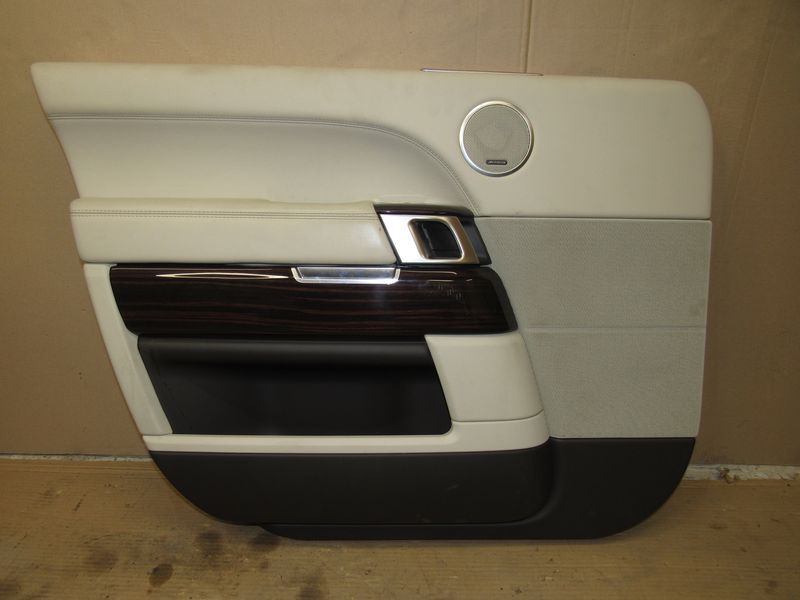 обшивка двери передняя левая Land Rover Range Rover 4 поколение 2016 - фото №1