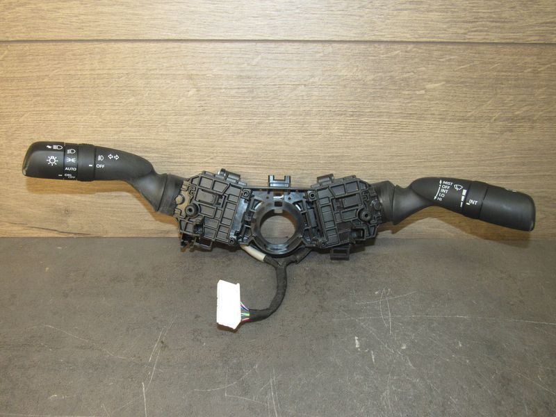 переключатель подрулевой (стрекоза) Toyota Tundra 3 поколение XK70 2024, 3.5 л., бензин - фото №1