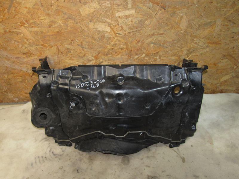 тепловой экран моторного отсека Mercedes-Benz GLE V167 2021, 2.0 л., дизель, A1676209902 - фото №1