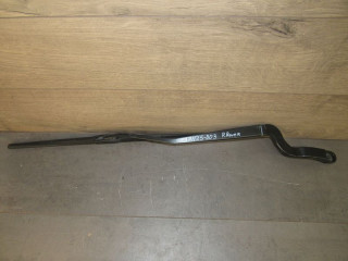 щеткодержатель (поводок стеклоочистителя, дворник) Land Rover Range Rover 4 поколение 2016, 3.0 л., дизель