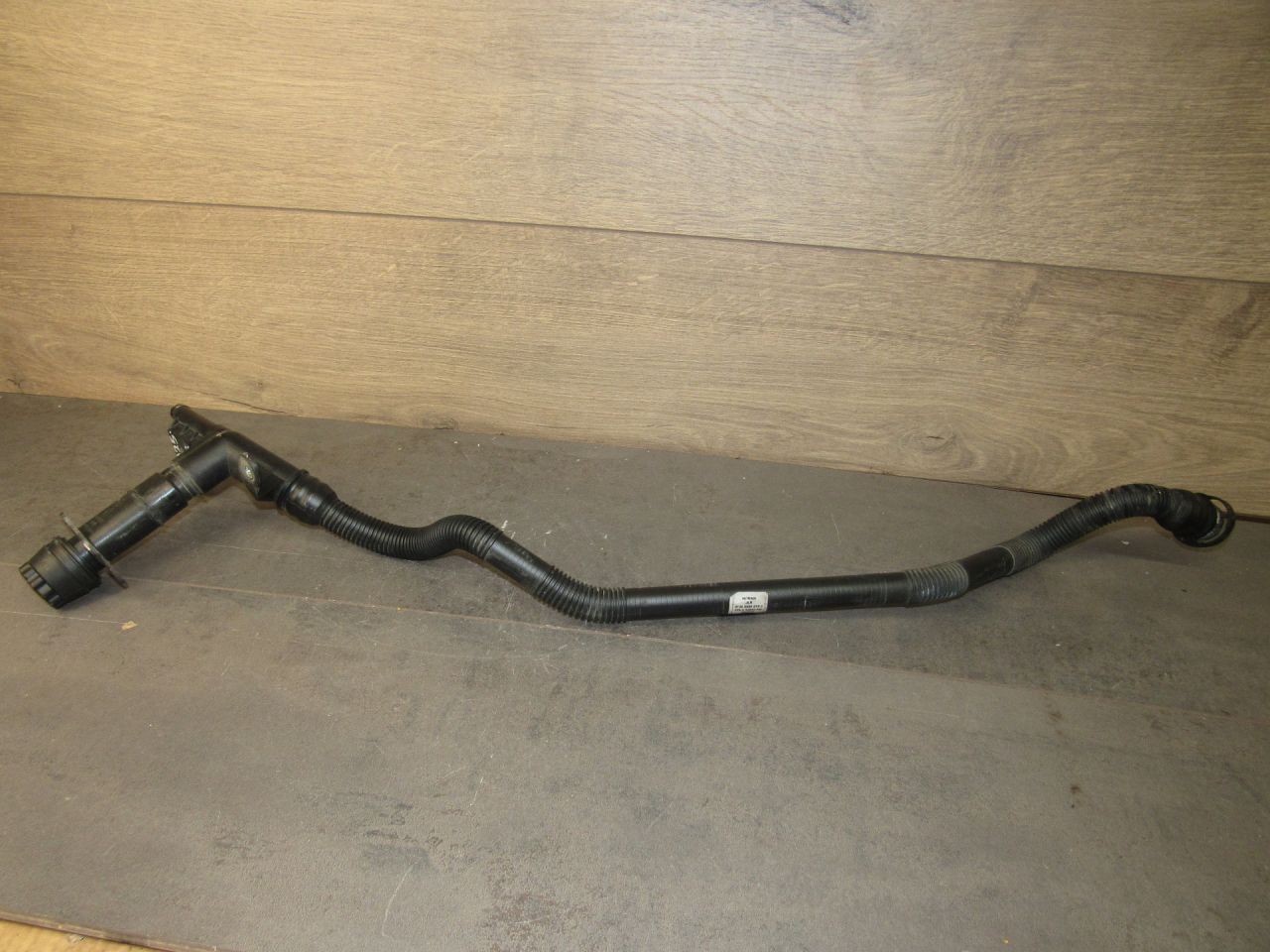 горловина топливного бака Land Rover Range Rover 4 поколение 2016, 3.0 л., дизель, FPLA5J232 - фото №1