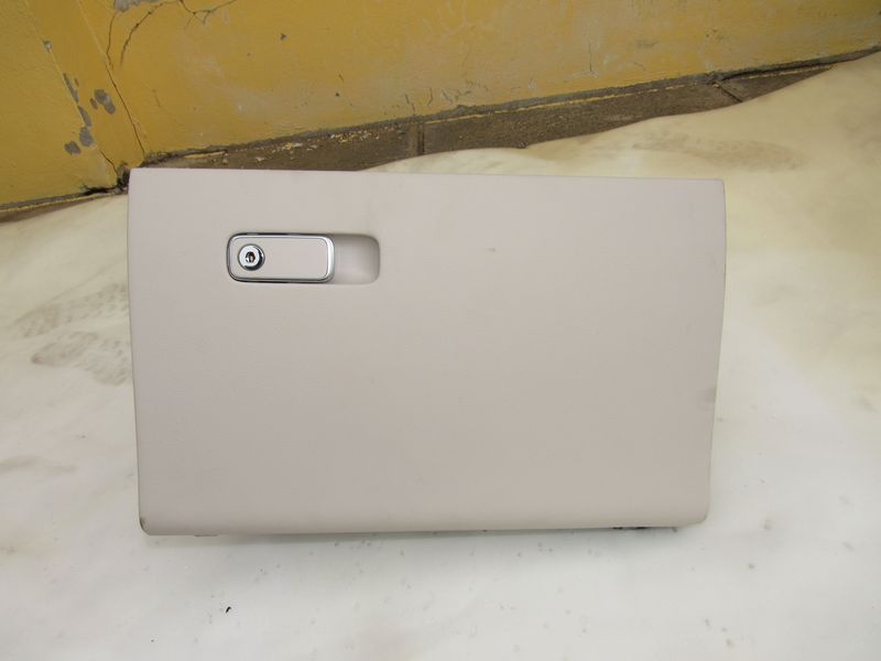 бардачок Mercedes-Benz S-Класс W223 2021, 4.0 л., дизель, A2236801402 - фото №1