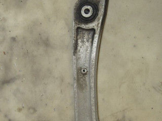 рычаг передний левый Audi Q7 4M 2017, 4M0407155D