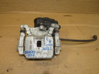 суппорт задний правый Toyota Tundra 2 поколение XK50 [2-й рестайлинг] 2023, 3.5 л., бензин, 46310-60050, 210802-10512