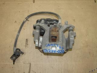 суппорт задний левый Toyota Camry 9 поколение XV70 (2017 - 2021), 46310-33010