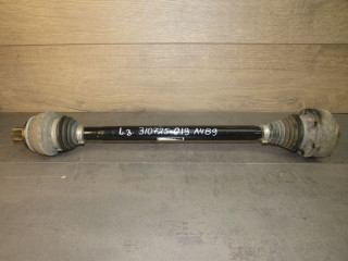 полуось задняя (приводной вал, ШРУС) Audi A4 B9 2019, 2.0 л., бензин, седан