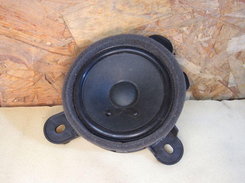 динамик двери Mercedes-Benz S-Класс W223 2021, 4.0 л., дизель, A2238201300 - фото №1