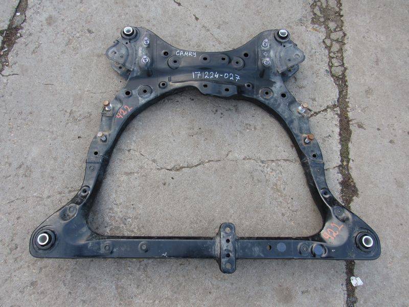 балка подвески передняя (подрамник) Toyota Camry 9 поколение XV70 (2017 - 2021), 2.5 л., гибрид - фото №1