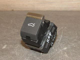кнопка открытия багажника Audi A4 B9 [рестайлинг] 2021, 4M0959831A