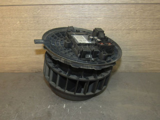 моторчик печки Mercedes-Benz C-Класс W205/S205/C205 [рестайлинг] 2018