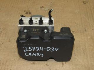 блок ABS Toyota Camry 9 поколение XV70 2022, 2.5 л., гибрид, 44510-33210