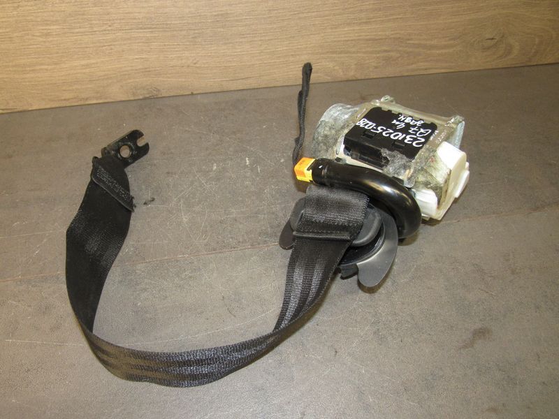 ремень безопасности Audi Q7 4M 2016, 3.0 л., дизель, 4M0857805E - фото №1