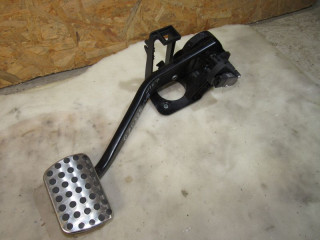 педаль тормоза Mercedes-Benz GLE V167 2021, 2.0 л., дизель, A1672902100