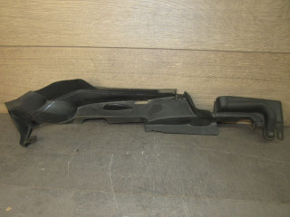 пыльник переднего крыла Audi A4 B9 [рестайлинг] 2021, 2.0 л., бензин, седан, 8W0821170