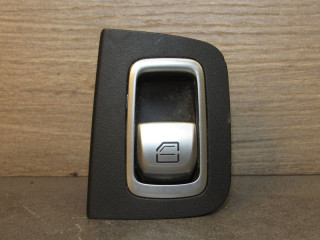 кнопка стеклоподъемника двери задней левой Mercedes-Benz C-Класс W205/S205/C205 2016, A2229052203