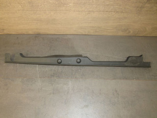 пыльник переднего крыла Audi A4 B9 [рестайлинг] 2021, 2.0 л., бензин, седан, 8W0820581