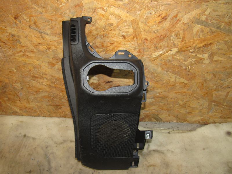 накладка на торпедо (консоль) Jeep Wrangler 4 поколение 2021 - фото №1