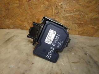 блок ABS Mercedes-Benz GL-Класс X166 2014, A1669014100