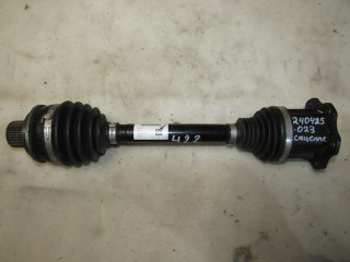 полуось передняя правая (приводной вал, ШРУС) Porsche Cayenne PO536 2024, 3.0 л., гибрид, 4M4407271H