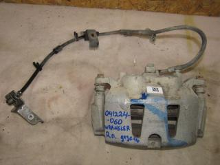 суппорт передний правый Jeep Wrangler 4 поколение 2019, 2.0 л., бензин