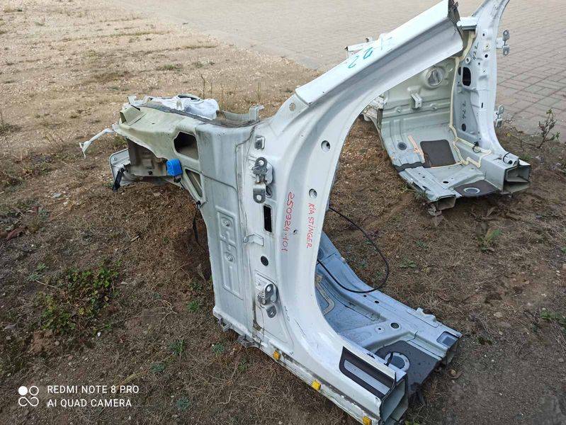 четверть передняя левая Kia Stinger 1 поколение 2020, 2.2 л., дизель - фото №1