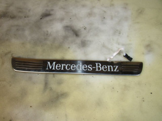 накладка на порог Mercedes-Benz GLE V167 2021, 2.0 л., дизель, A1676862200