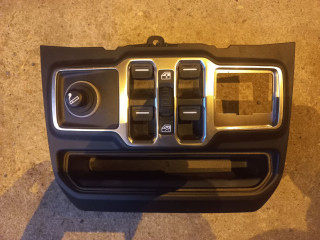 блок управления стеклоподъемниками Jeep Wrangler 4 поколение 2022, 2.0 л., бензин