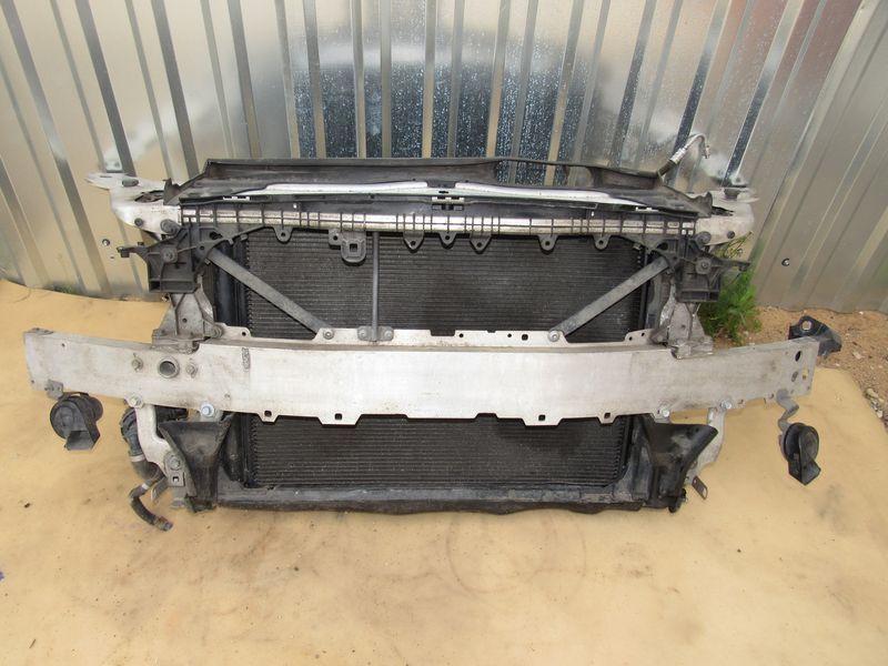 передняя панель крепления облицовки (телевизор) Mercedes-Benz C-Класс W205/S205/C205 2015, 2.0 л., дизель, универсал, A0005002686, A2056200495, A2056202034 - фото №1