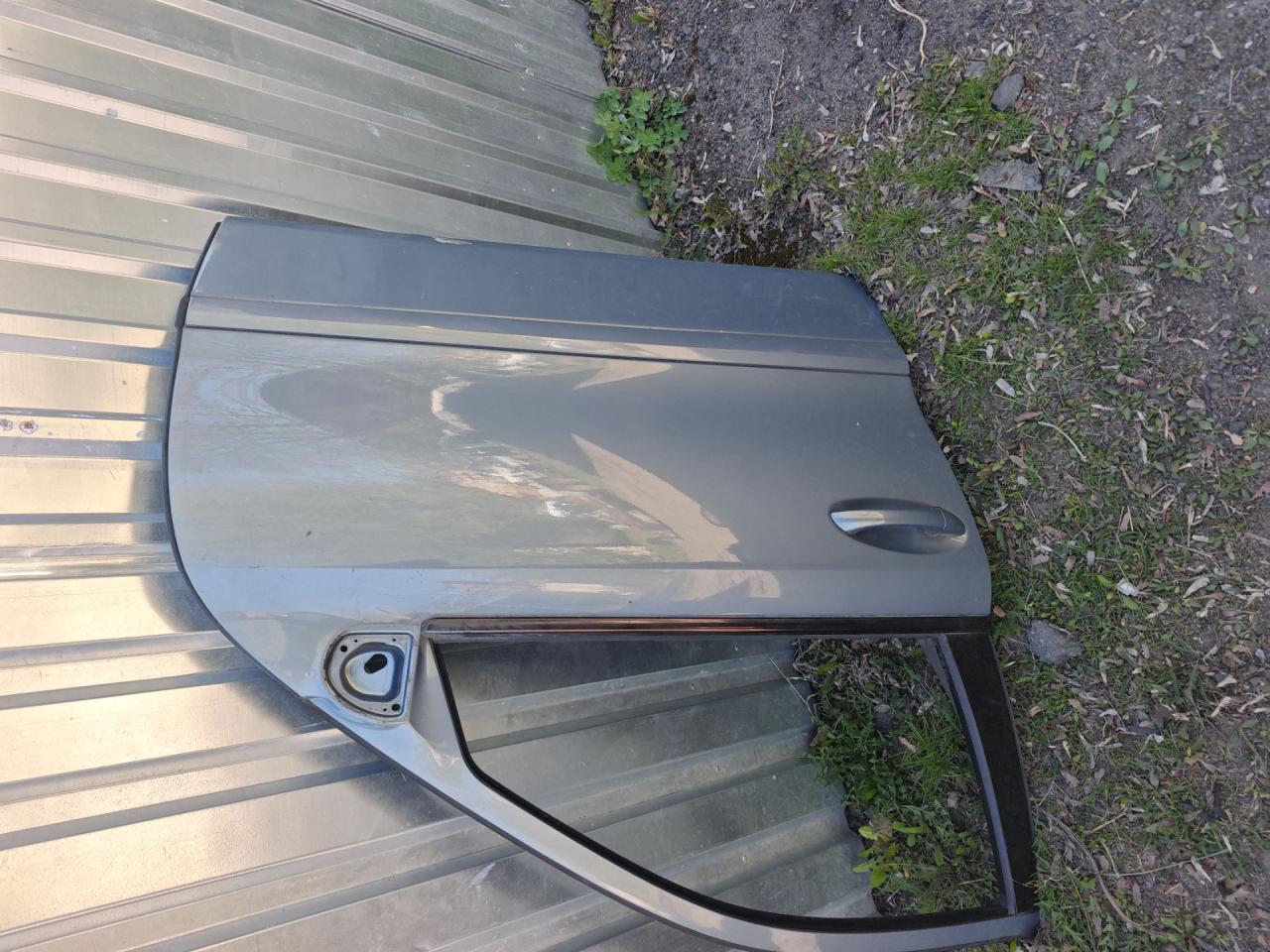 дверь передняя правая Mercedes-Benz E-Класс W211/S211 S211 2004, 2.7 л., дизель, АКПП, серо-синий, универсал, задний привод - фото №1