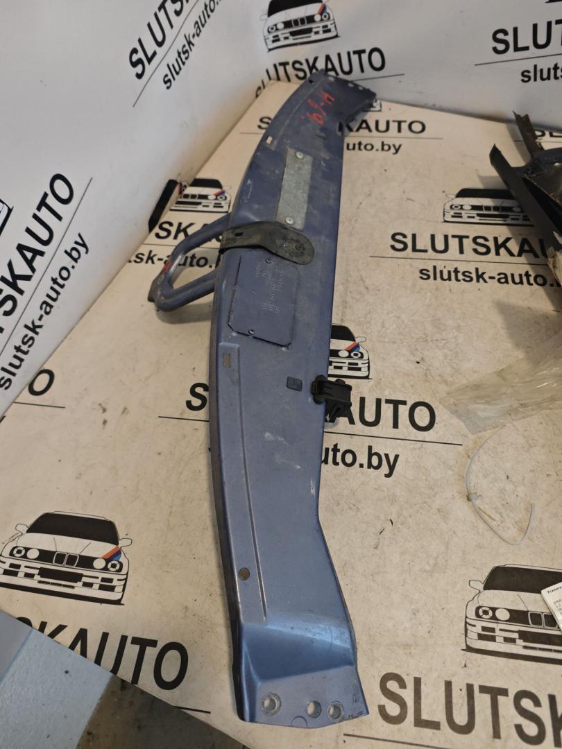 верхняя планка телевизора Mercedes-Benz CLK-Класс W208/A208 A208 1998, 2.0 л., бензин, 5МКПП, синий, купе, задний привод - фото №1