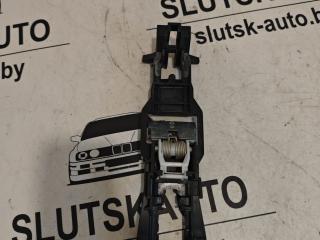 Скелет ручки наружной перед. лев. Mercedes-Benz E-Класс W211/S211 W211 2003, 2.7 л., дизель, 6МКПП, серебристый металлик, седан, задний привод