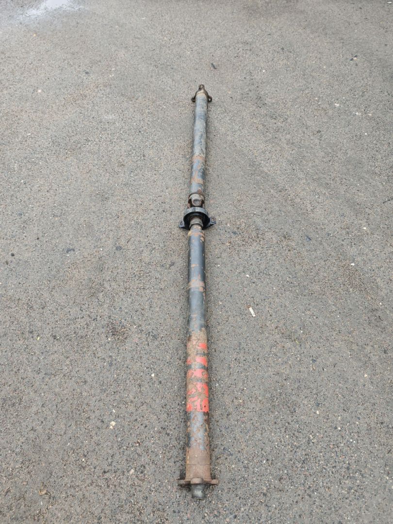 карданный вал Mercedes-Benz W124 1 поколение 1988, 3.0 л., дизель, 5МКПП, синий, седан, задний привод - фото №1