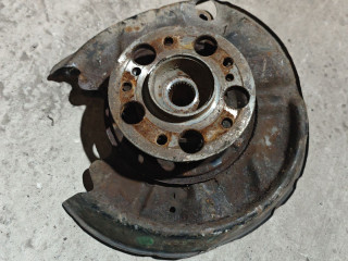 кулак задний левый Mercedes-Benz C-Класс W202/S202 W202 1994, 2.0 л., дизель, 5МКПП, белый, седан