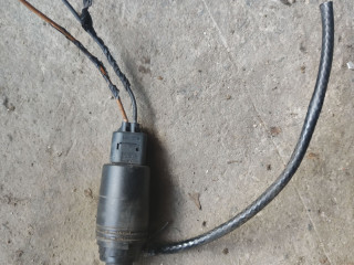 насос (моторчик) омывателя стекла BMW 7 серия E38 [рестайлинг] E38 2000, 2.8 л., бензин, серебристый, седан, задний привод, правый руль